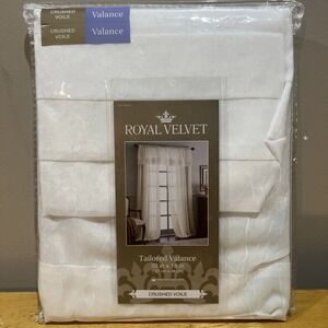 Royal Velvet White Sheer Crushed Voile Tailored Valance 50" x 18"‎